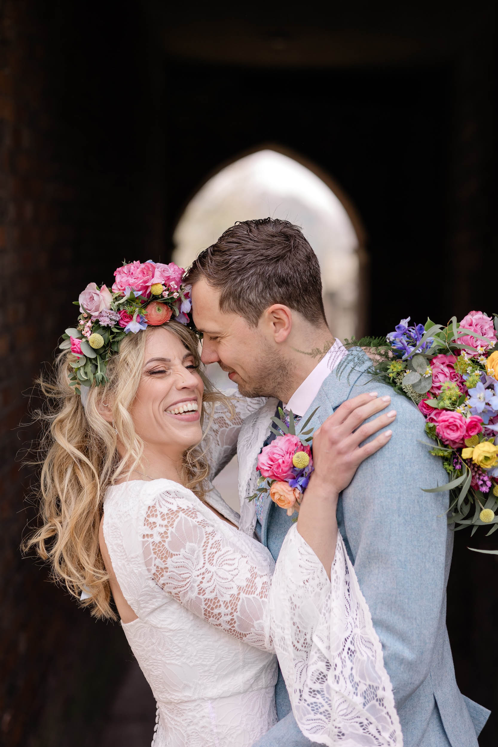 Hampshire Wedding Photographer - Relaxed and Joyful