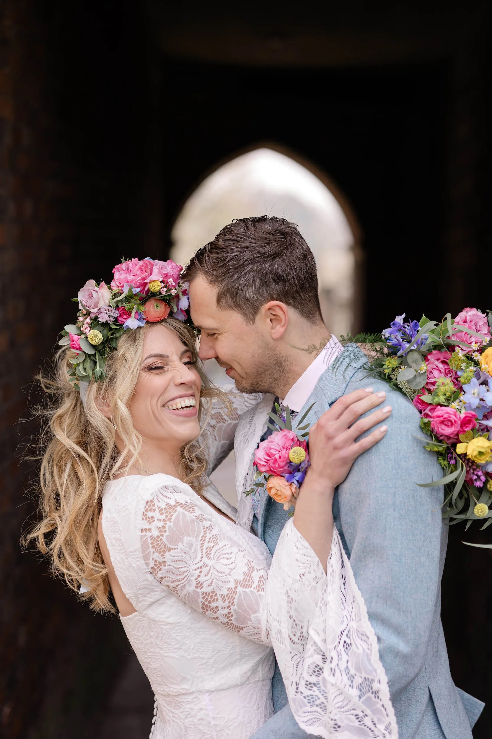 Hampshire Wedding Photographer - Relaxed and Joyful